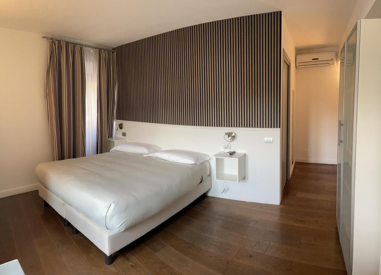 Il Vecchio Borgo Relais Hotel Como Exterior foto